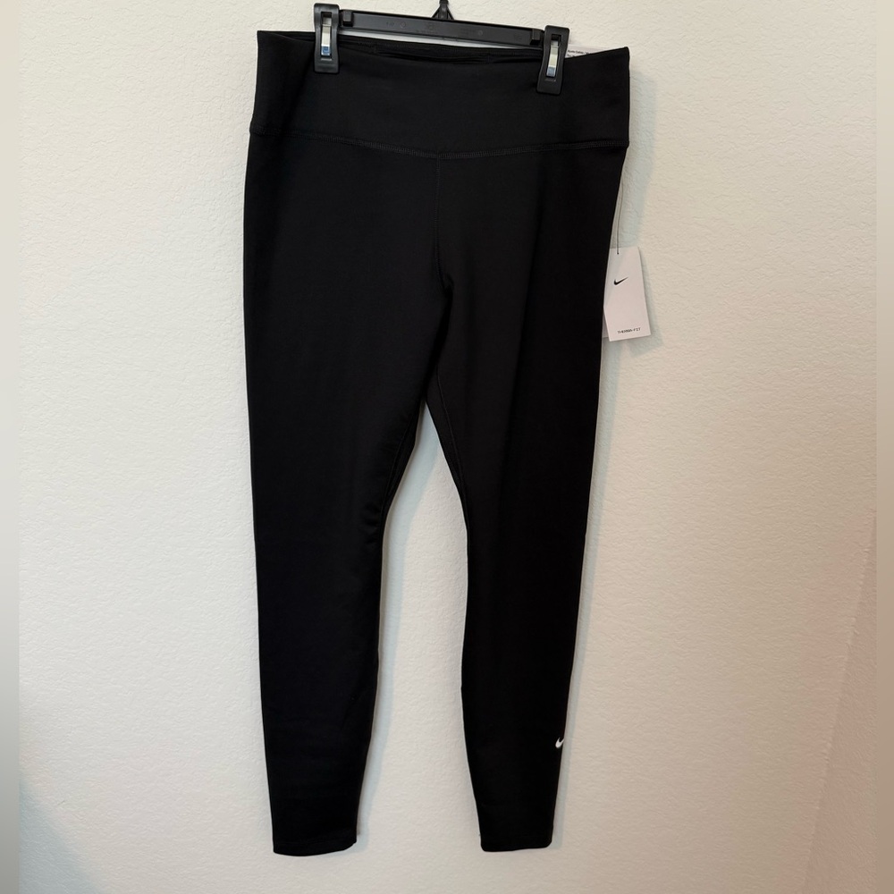 Nike One Black Therma fit leggings